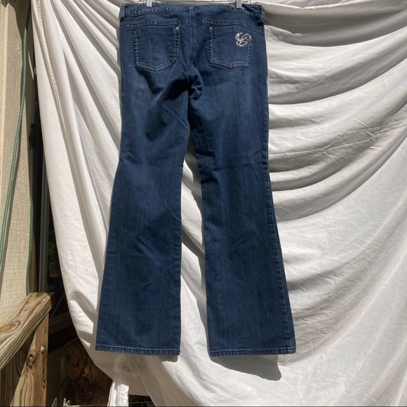 Guess Jeans Mid Rise Straight Leg Boot Leg, Size 34 - Picture 4 of 7